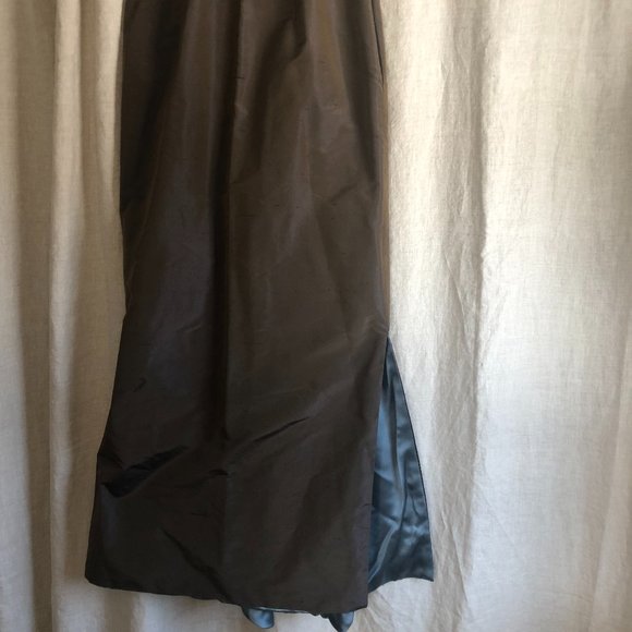 Long Skirt - Picture 1 of 2